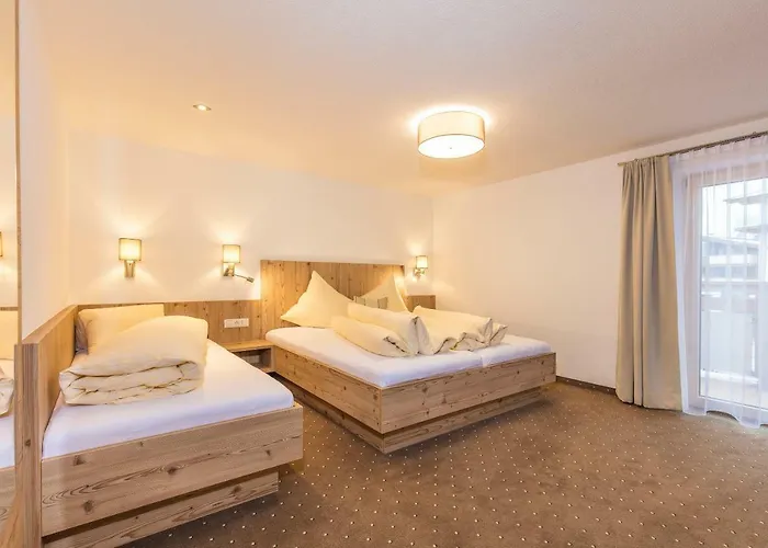 Haus Maria Apartman Huben